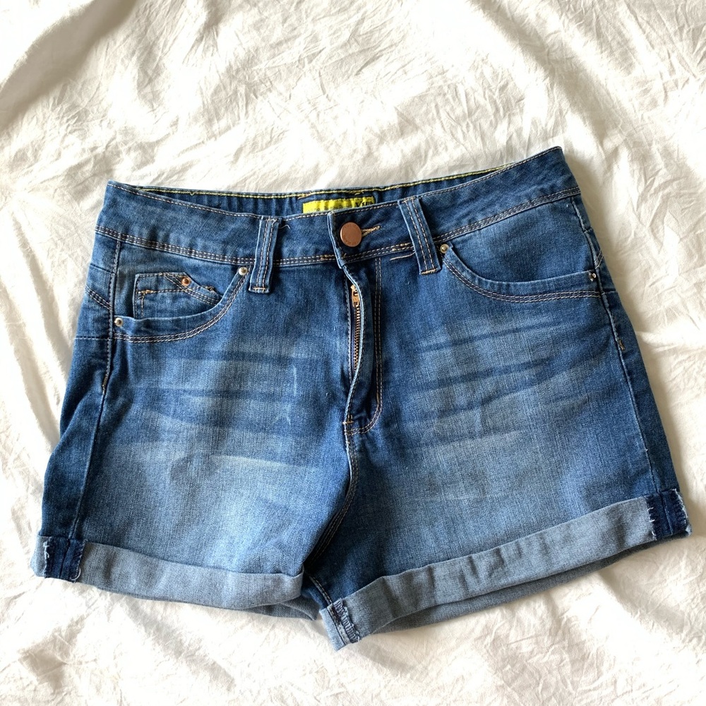 YMI High waisted jean shorts 5